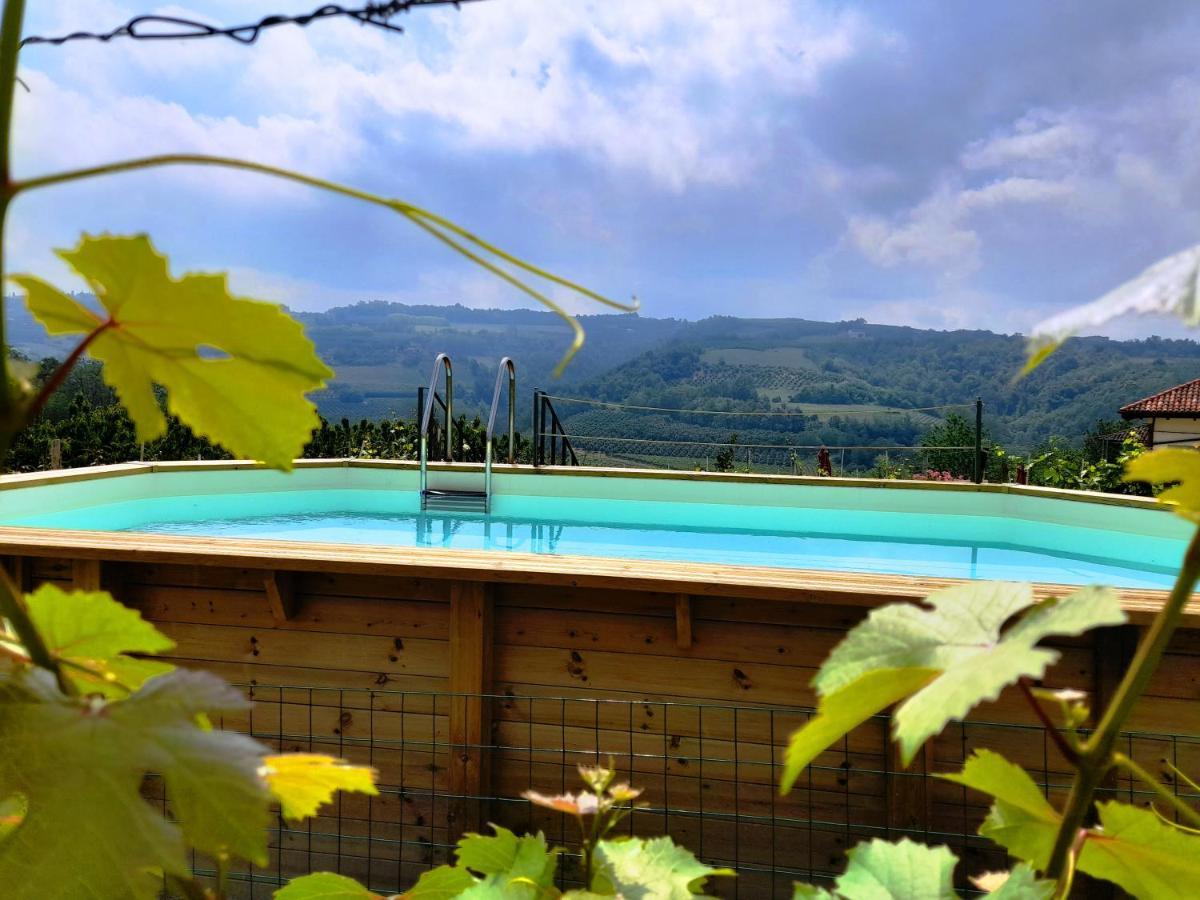Madama Langa Country House Con Piscina Nelle Vigne Montelupo Albese Exterior photo